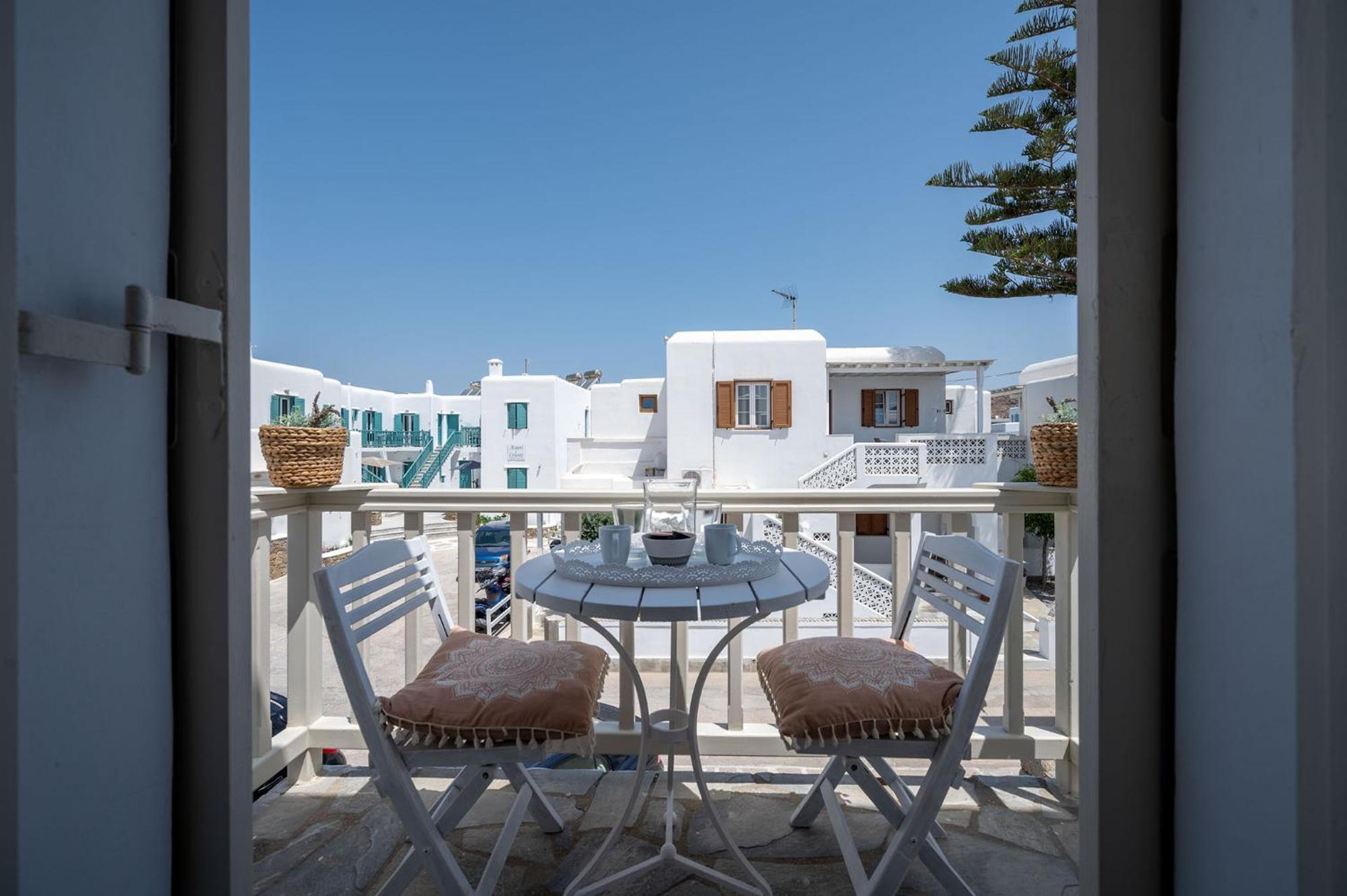 Twins-Trisa Apartments Орнос Экстерьер фото